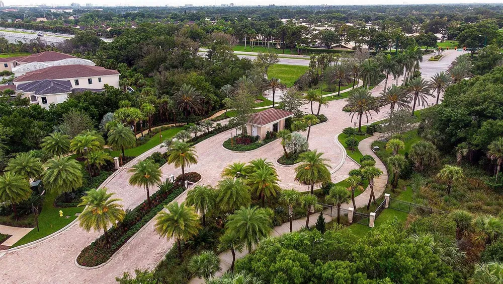 13290 Artisan Circle Palm Beach Gardens, FL 33418