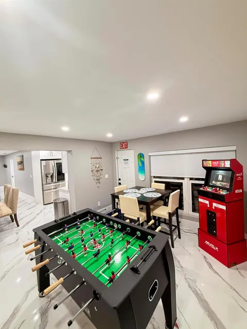 631 NW 39th Street