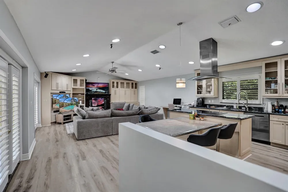 2281 NW 36TH STREET Boca Raton, FL 33431