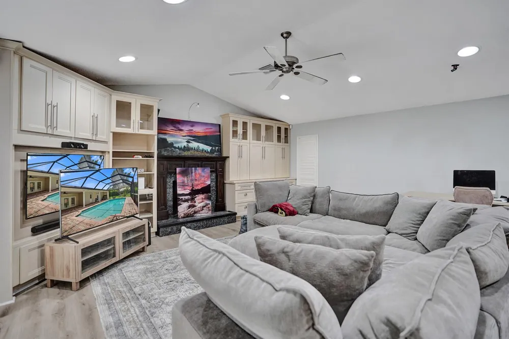 2281 NW 36TH STREET Boca Raton, FL 33431