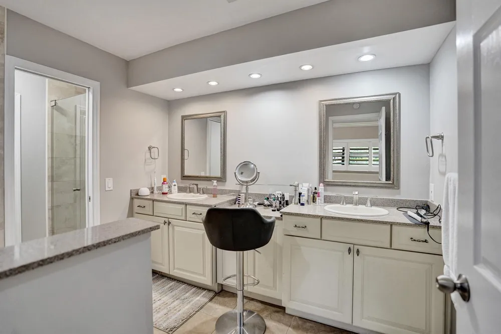 2281 NW 36TH STREET Boca Raton, FL 33431