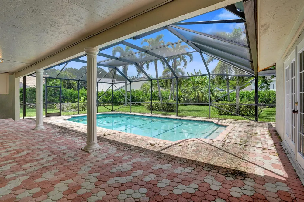 2281 NW 36TH STREET Boca Raton, FL 33431