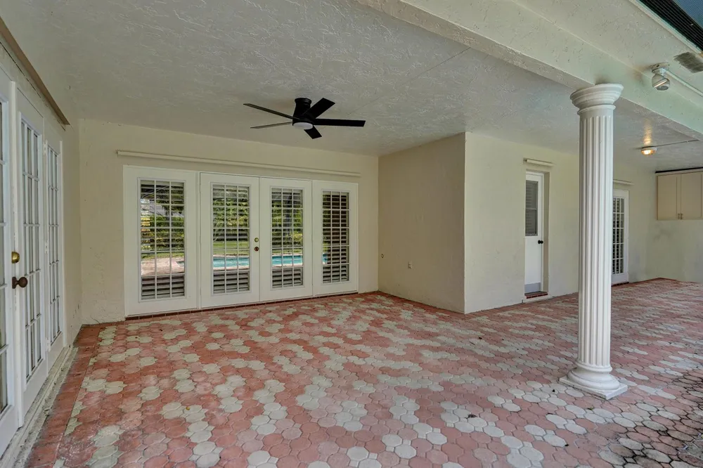 2281 NW 36TH STREET Boca Raton, FL 33431