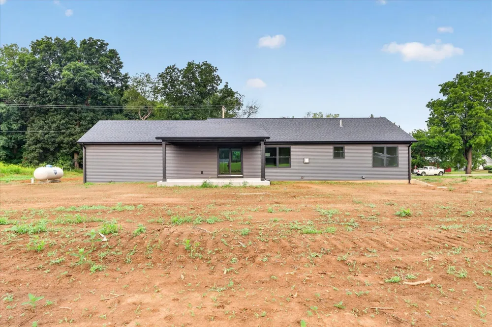 9851 Cedar Creek Road Hope Township, MI 49046