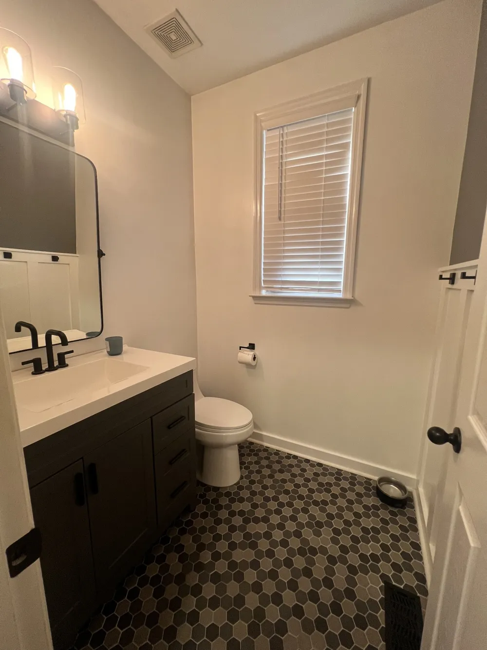 1081 Avery Trace Cir Hendersonville, TN 37075