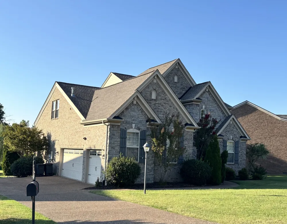 1081 Avery Trace Cir Hendersonville, TN 37075