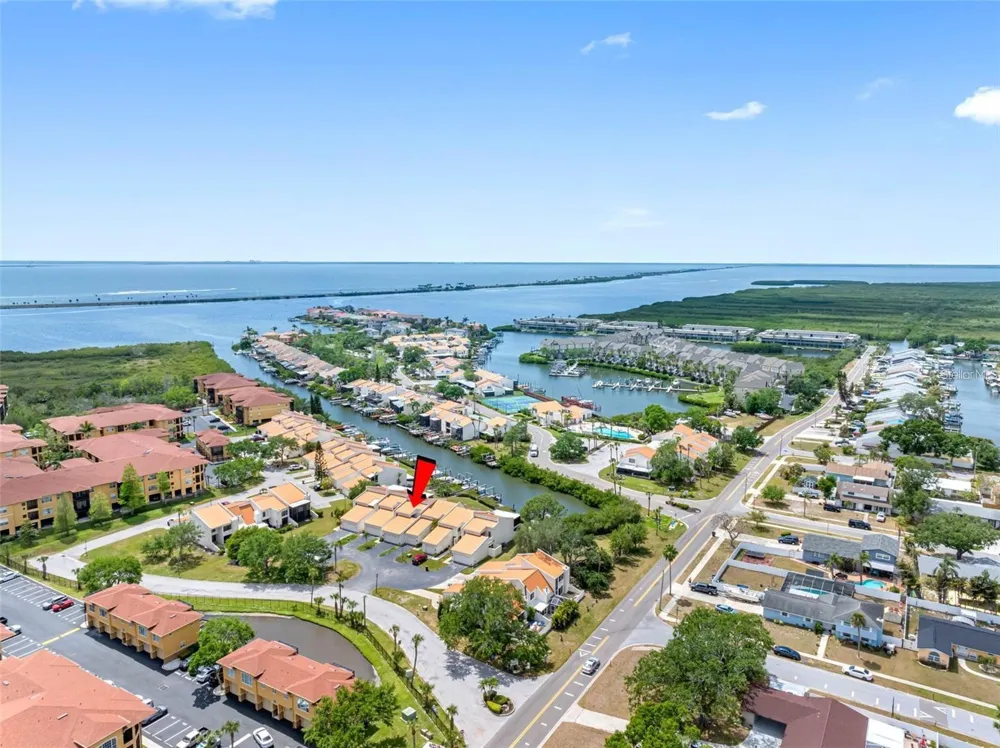 4306 SUNRAY COURT Tampa, FL 33615