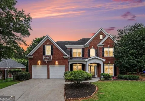 2335 Oakshire CT