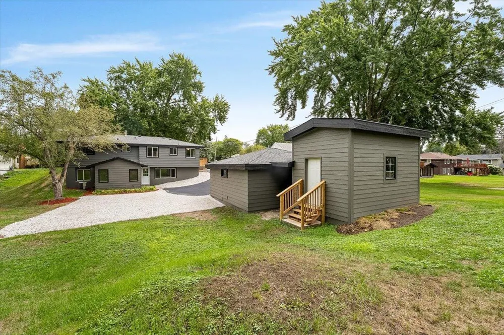 1401 Winnetka Avenue Golden Valley, MN 55427
