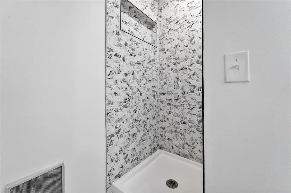 1401 Winnetka Avenue Golden Valley, MN 55427