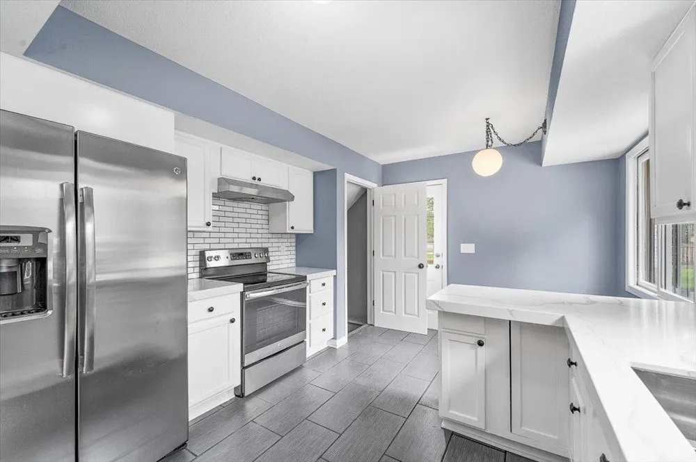 1401 Winnetka Avenue Golden Valley, MN 55427