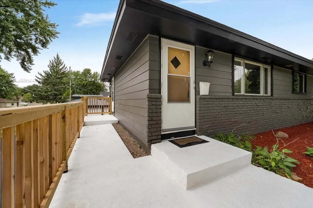1401 Winnetka Avenue Golden Valley, MN 55427