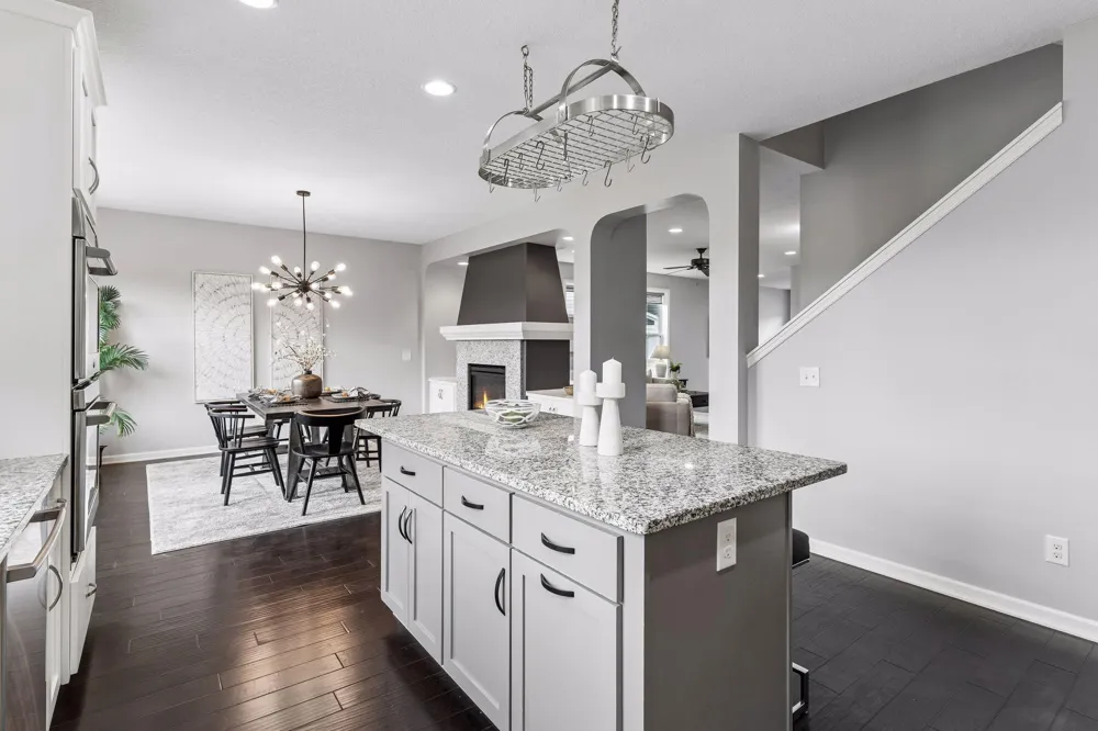 7623 Addisen Court Inver Grove Heights, MN 55077