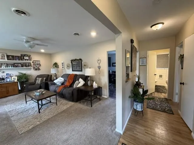 421 NE 4th Street NE Valley City, ND 58072