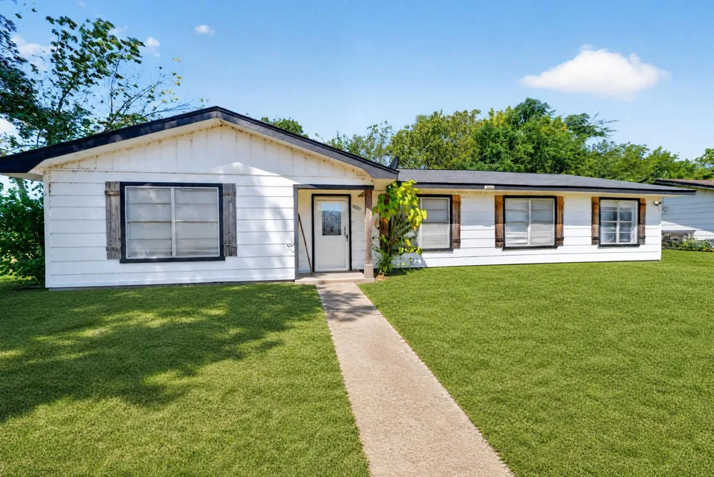 1020 10th Street Cooper, TX 75432
