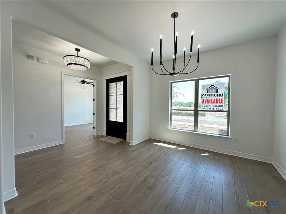 800 Eagle Heights Drive Salado, TX 76571