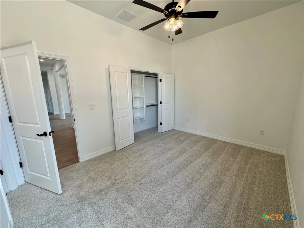 800 Eagle Heights Drive Salado, TX 76571