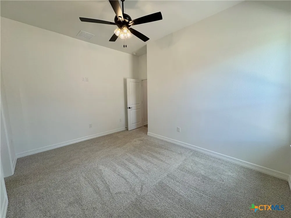 800 Eagle Heights Drive Salado, TX 76571