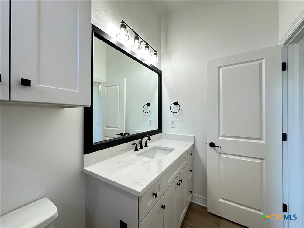 800 Eagle Heights Drive Salado, TX 76571