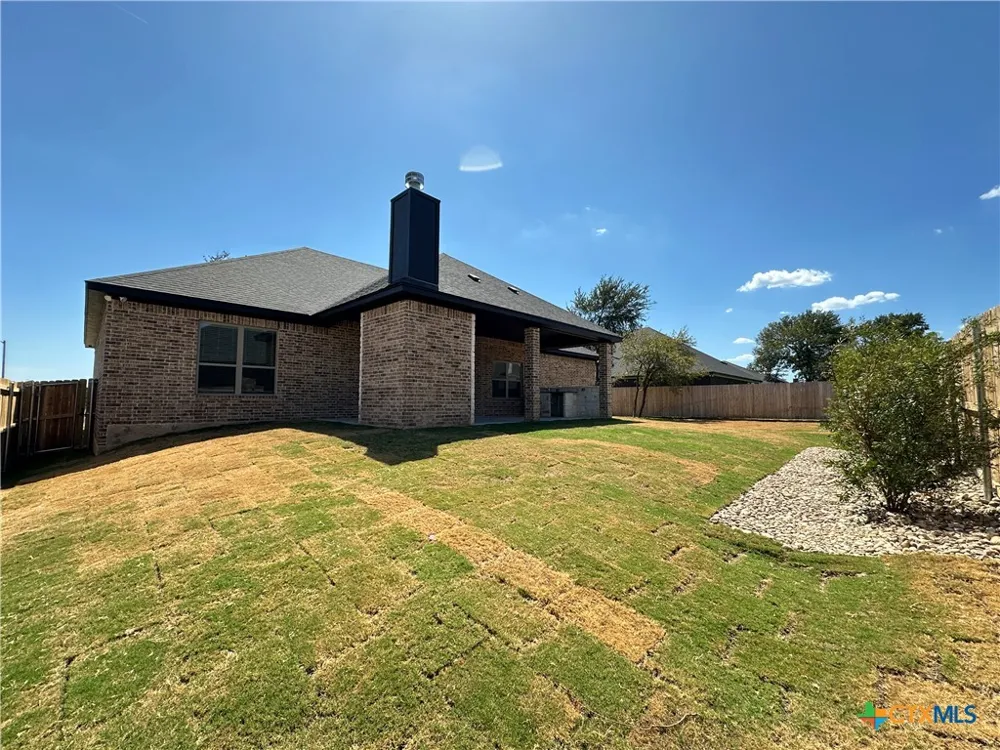 800 Eagle Heights Drive Salado, TX 76571