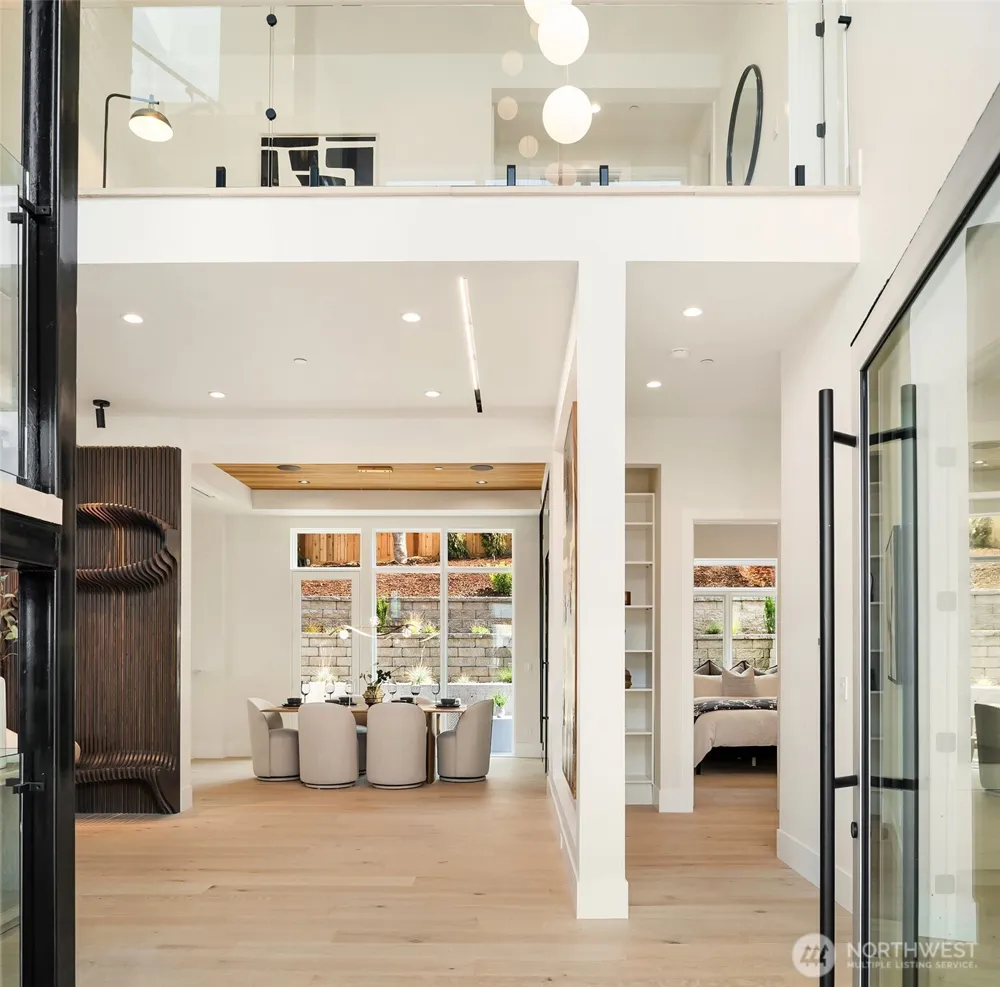13011 SE Newport Way Bellevue, WA 98006