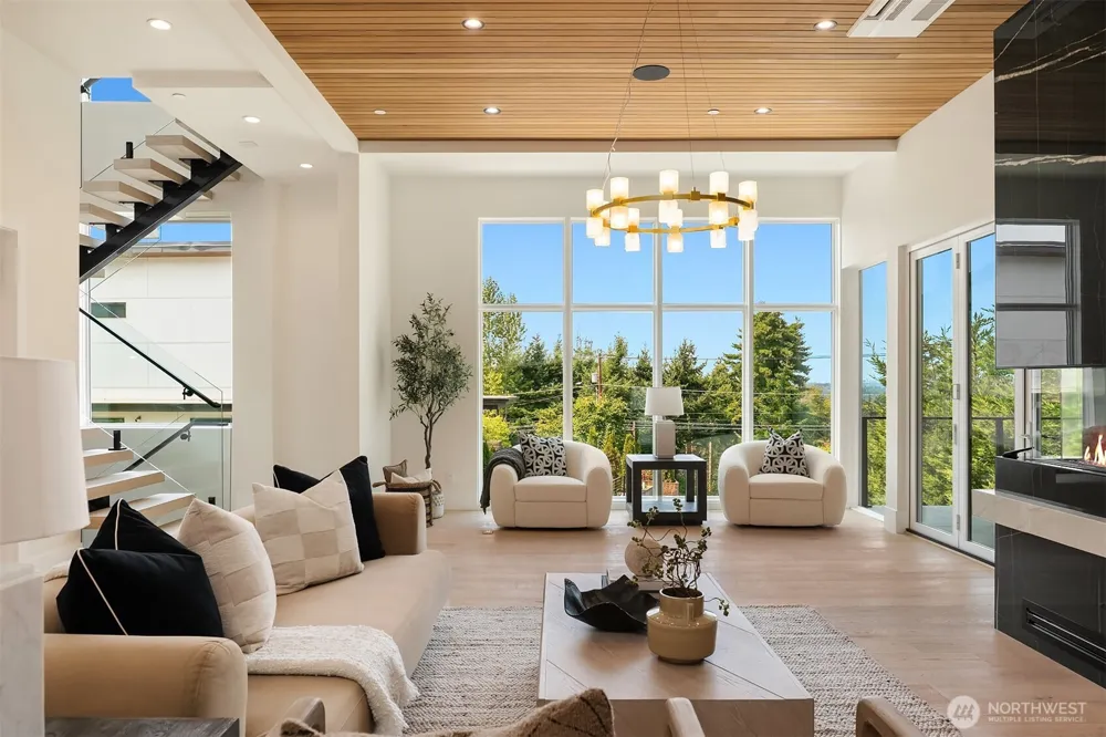13011 SE Newport Way Bellevue, WA 98006