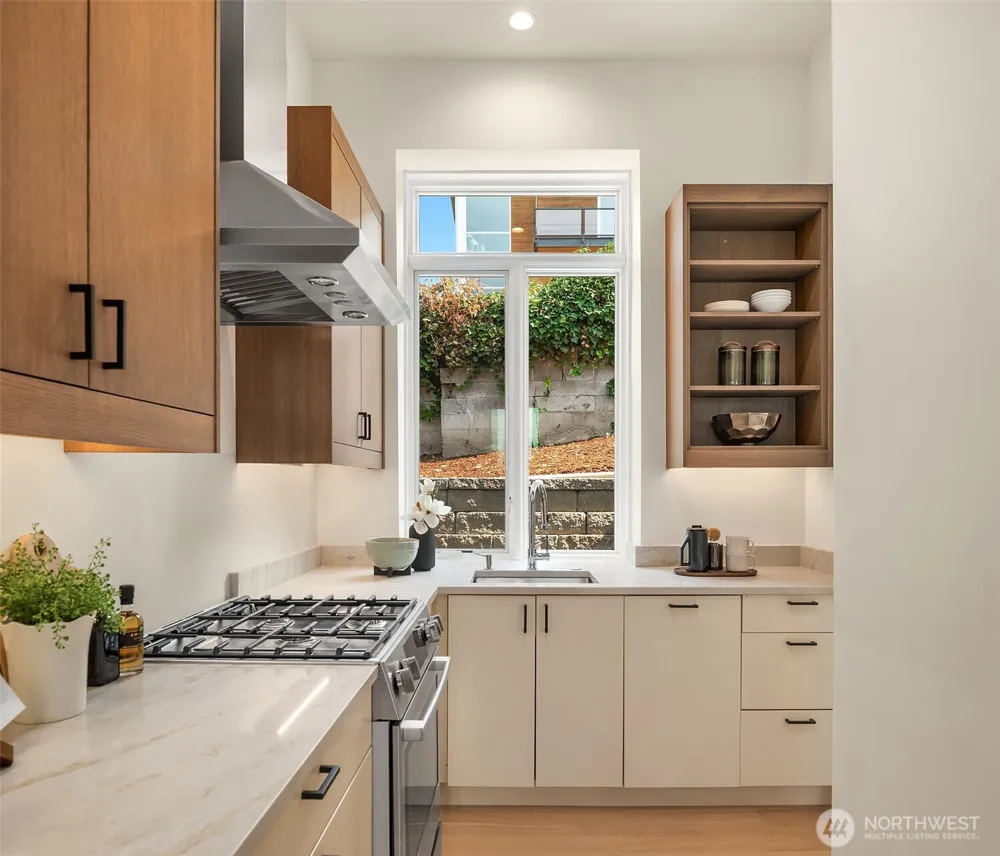 13011 SE Newport Way Bellevue, WA 98006