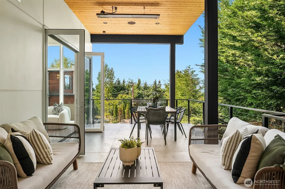 13011 SE Newport Way Bellevue, WA 98006