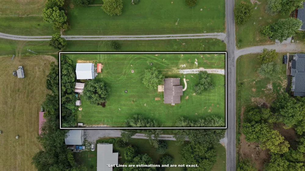 2428 Anes Station Rd Lewisburg, TN 37091