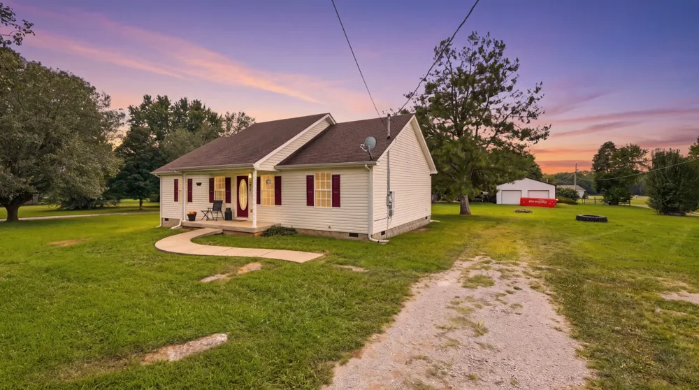 2428 Anes Station Rd Lewisburg, TN 37091