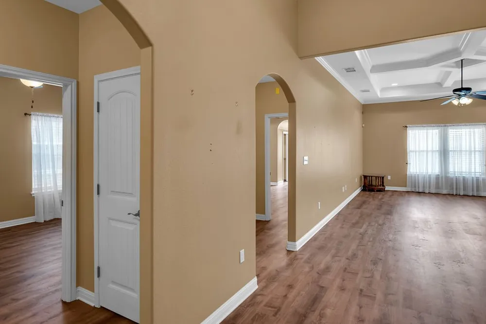 2742 Yeager Corpus Christi, TX 78410