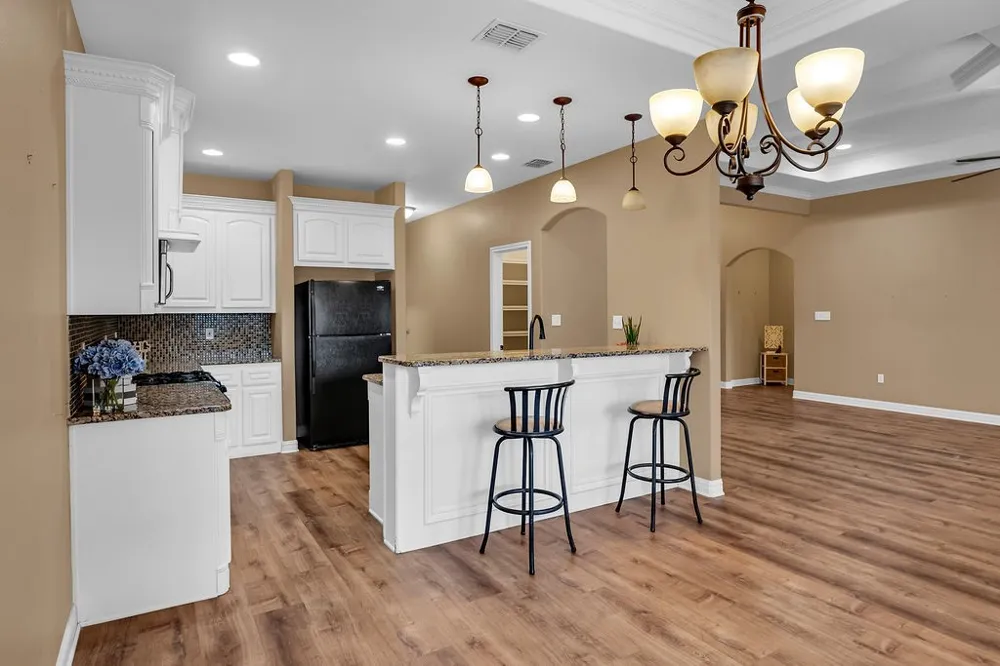 2742 Yeager Corpus Christi, TX 78410