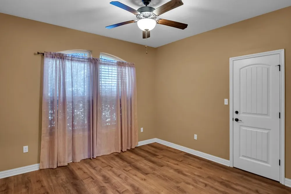 2742 Yeager Corpus Christi, TX 78410