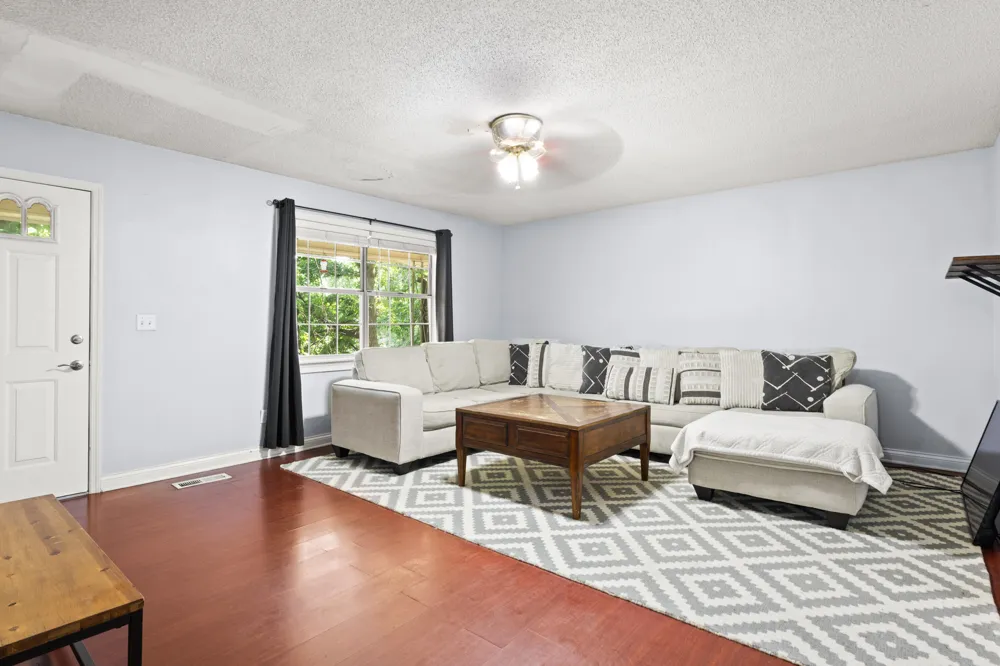 705 Scenic Drive Rossville, GA 30741
