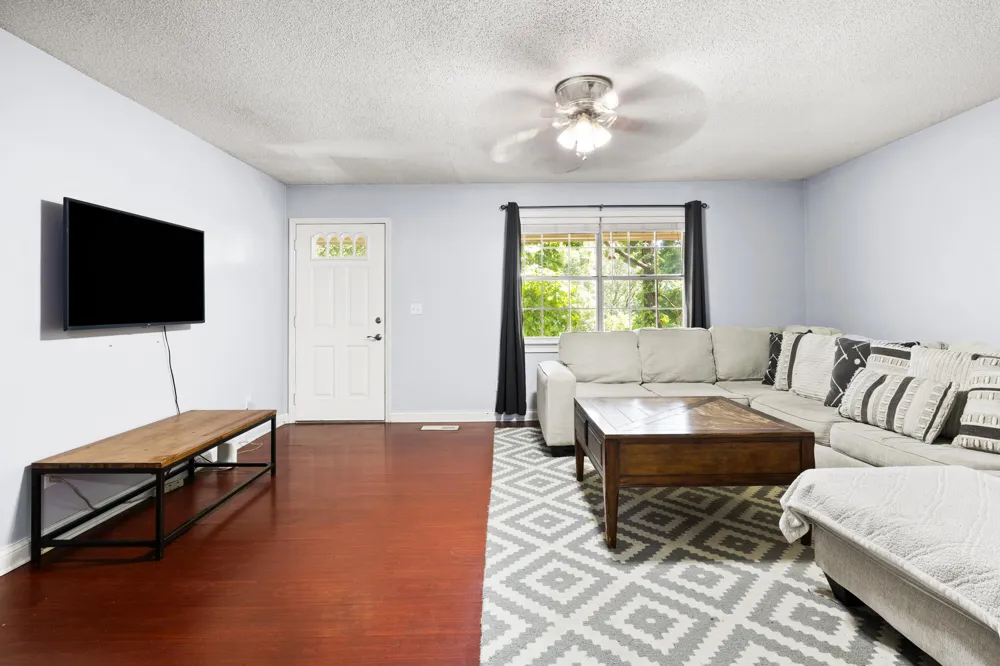 705 Scenic Drive Rossville, GA 30741