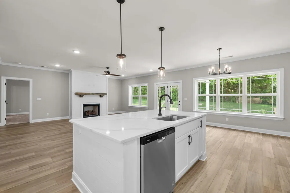 9792 Mayfly Road Collegedale, TN 37363