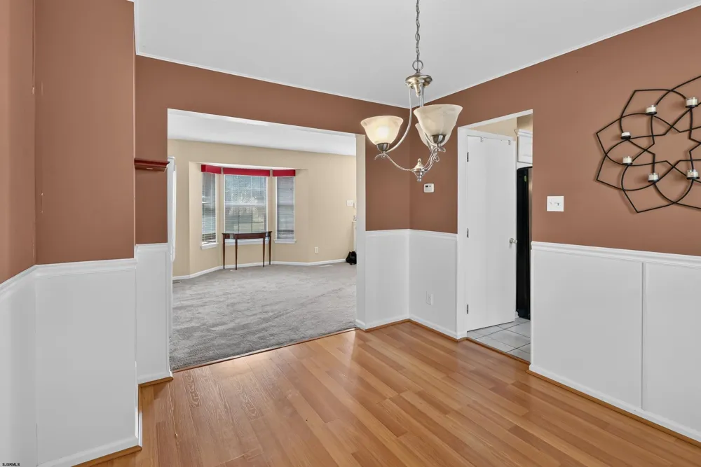 6191 Eagle Mays Landing, NJ 08330