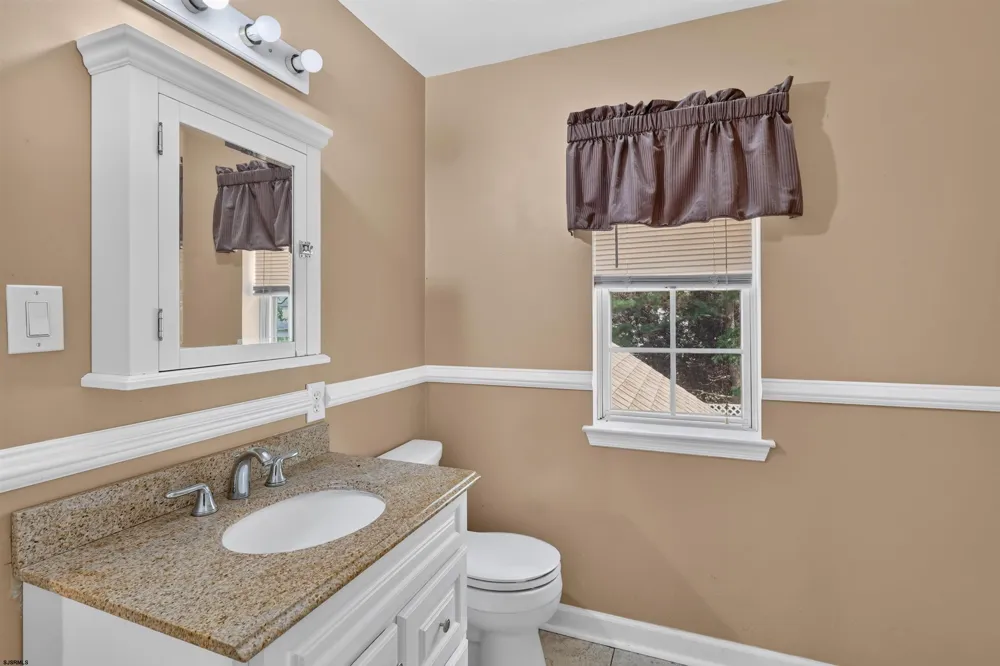 6191 Eagle Mays Landing, NJ 08330