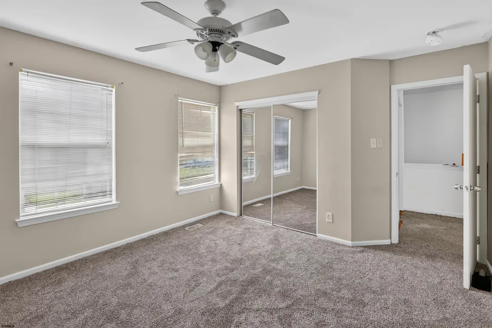 6191 Eagle Mays Landing, NJ 08330