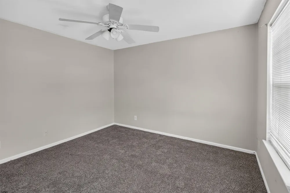 6191 Eagle Mays Landing, NJ 08330