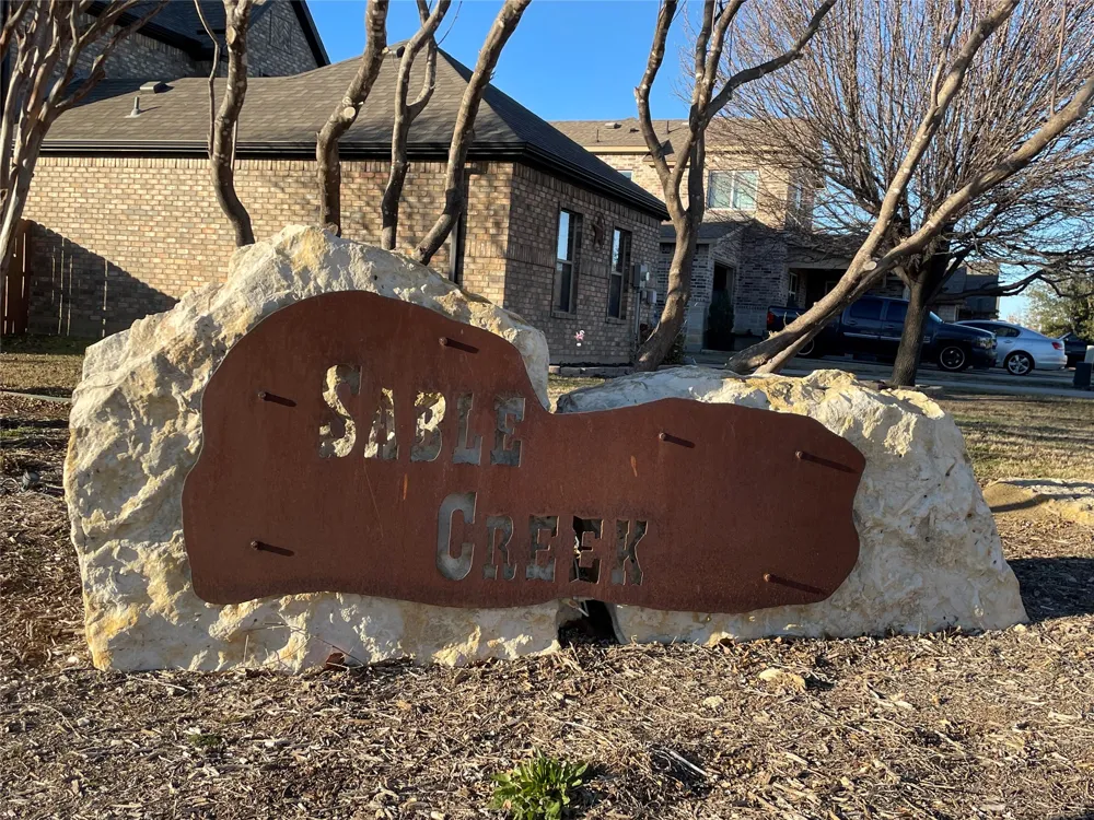 8 Pleasant Valley Sanger, TX 76266