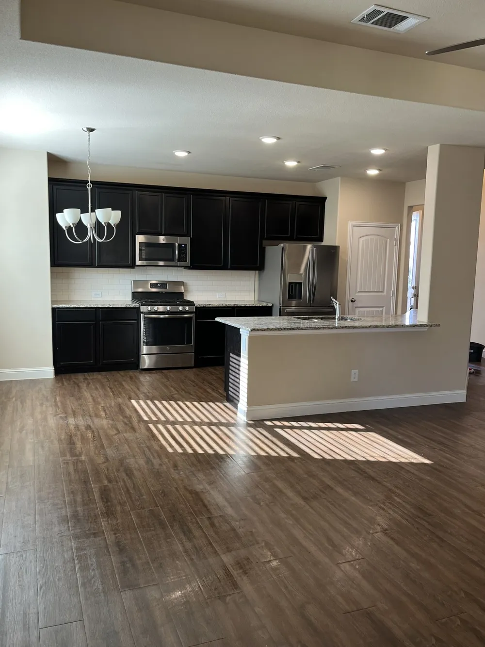 8 Pleasant Valley Sanger, TX 76266