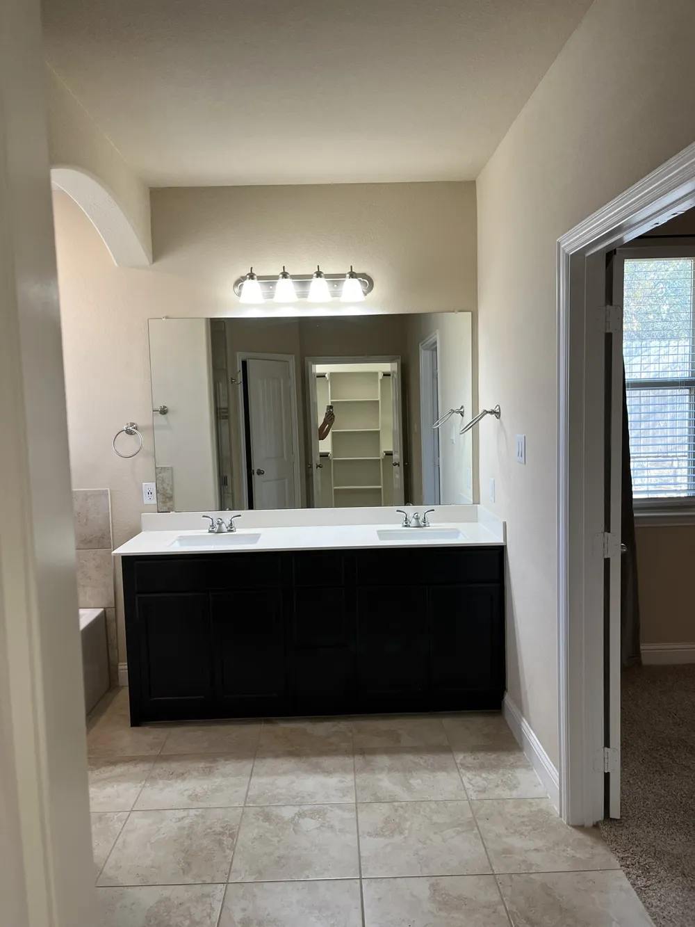 8 Pleasant Valley Sanger, TX 76266