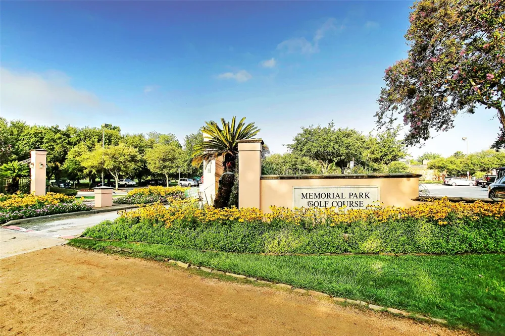 5237 Maple Street Bellaire, TX 77401