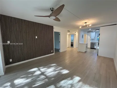 609 S State Road 7 #1E