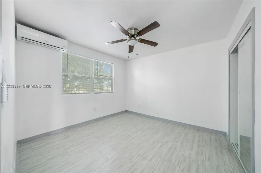 1281 NW 61st St #31 Miami, FL 33142