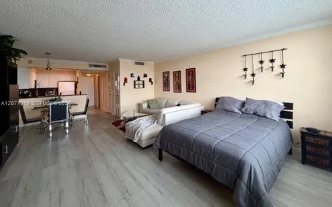 2501 S Ocean Dr #1627 (AVAILABLE JAN)