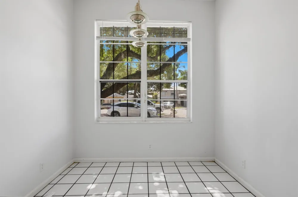 9516 NW 8TH CIRCLE Plantation, FL 33324