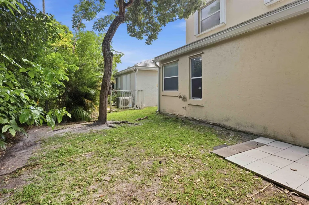 9516 NW 8TH CIRCLE Plantation, FL 33324