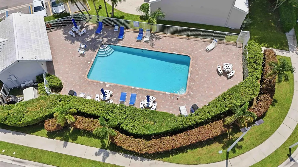 9516 NW 8TH CIRCLE Plantation, FL 33324